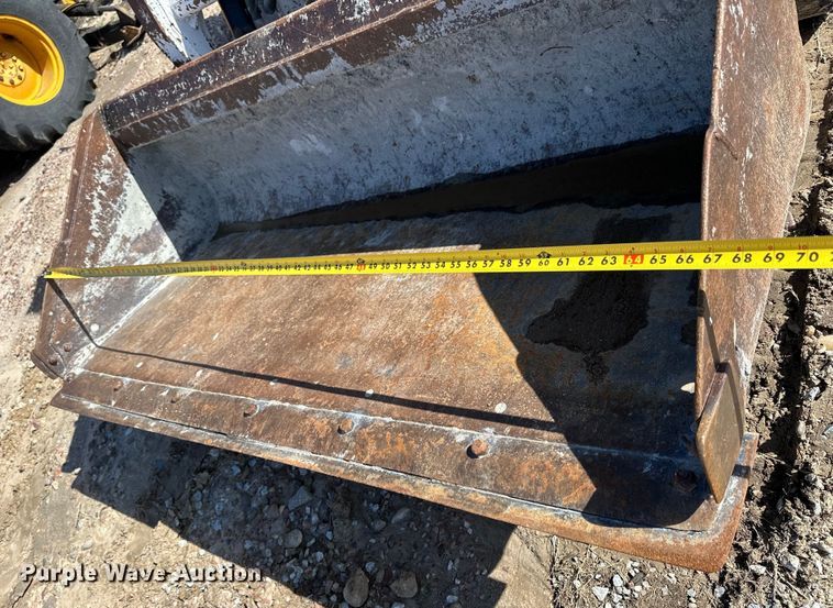 image for item NS9205 2011 Bobcat T180 tracked skid steer loader