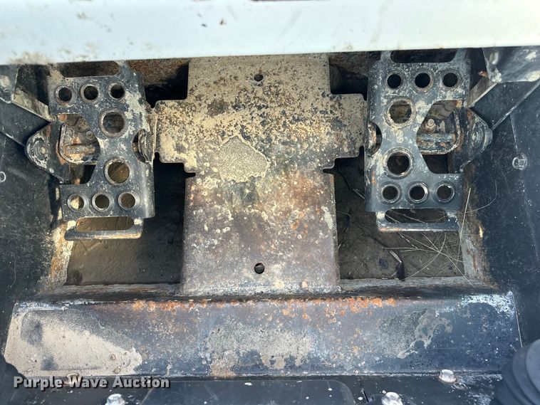 image for item NS9205 2011 Bobcat T180 tracked skid steer loader