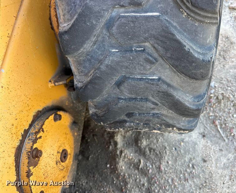 image for item NS9208 1995 Case 1840 skid steer loader