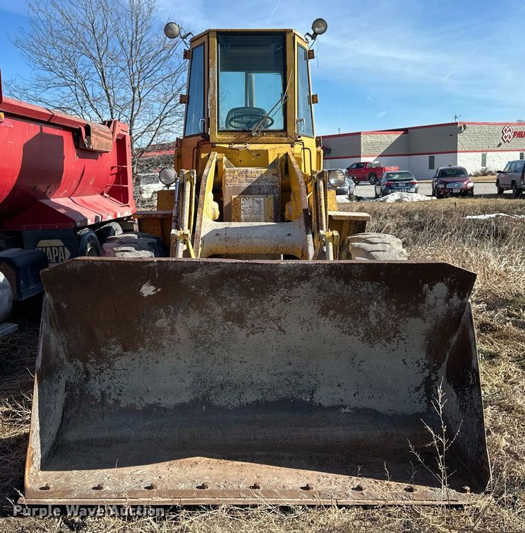 image for item NS9231 1979 Caterpillar 930 wheel loader