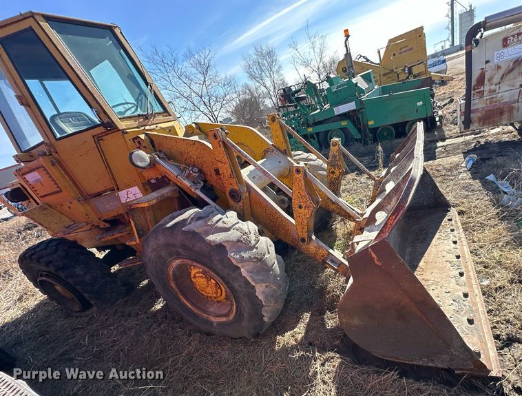 image for item NS9231 1979 Caterpillar 930 wheel loader