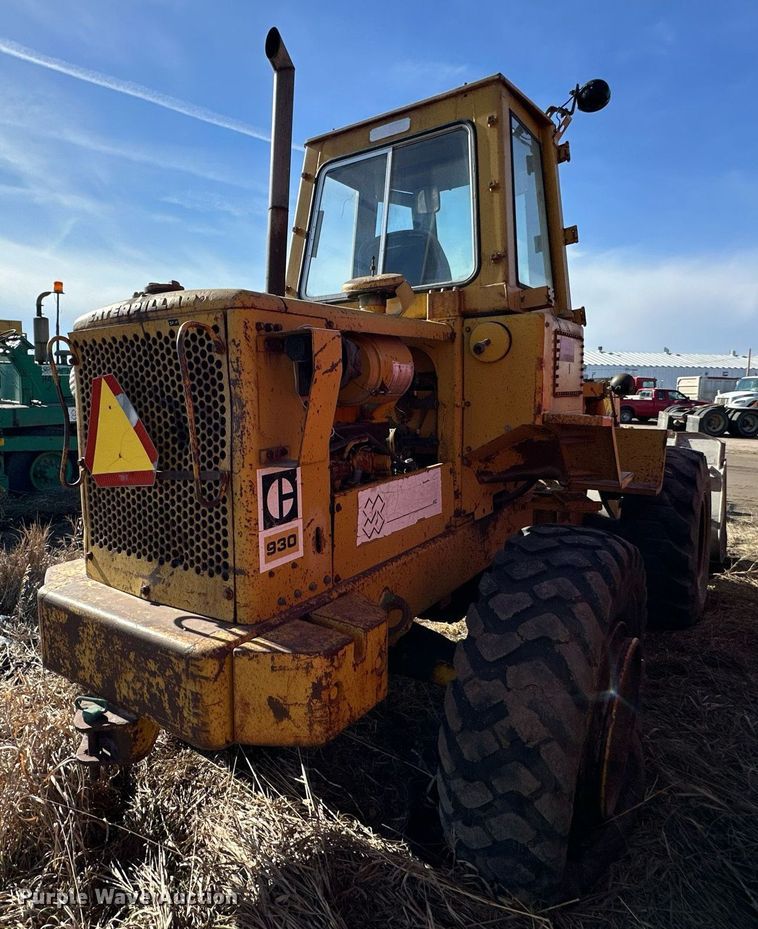 image for item NS9231 1979 Caterpillar 930 wheel loader