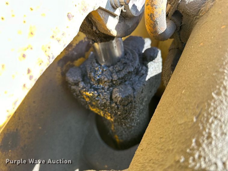 image for item NS9231 1979 Caterpillar 930 wheel loader