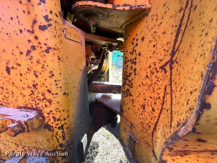 image for item NS9231 1979 Caterpillar 930 wheel loader