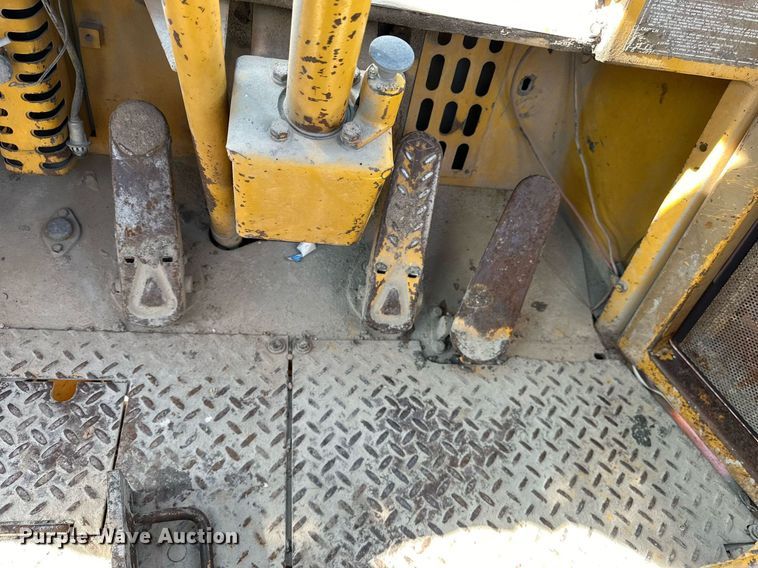 image for item NS9231 1979 Caterpillar 930 wheel loader