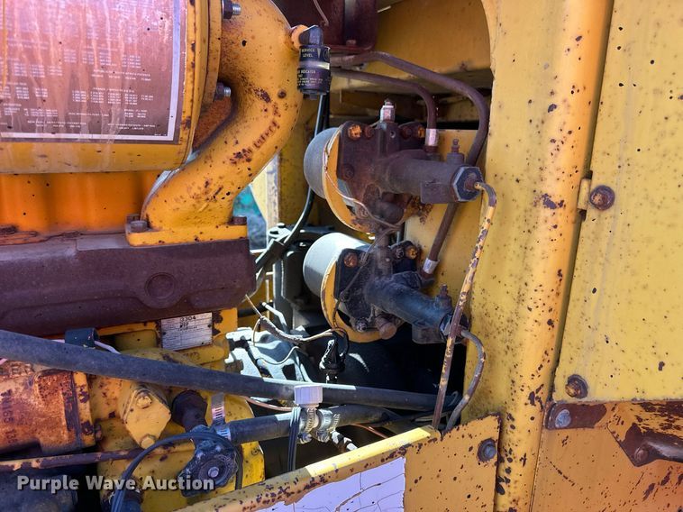image for item NS9231 1979 Caterpillar 930 wheel loader
