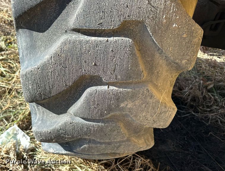 image for item NS9231 1979 Caterpillar 930 wheel loader