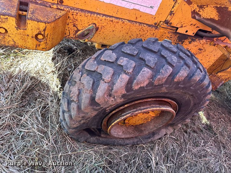 image for item NS9231 1979 Caterpillar 930 wheel loader