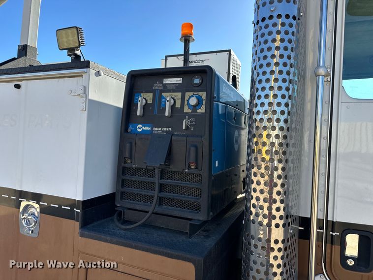 image for item NT9085 2017 Kenworth T370 utility / service truck