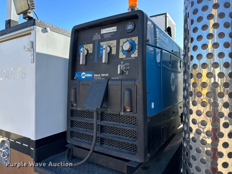 image for item NT9085 2017 Kenworth T370 utility / service truck