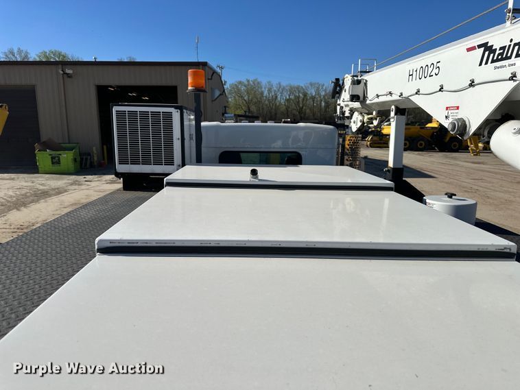 image for item NT9085 2017 Kenworth T370 utility / service truck