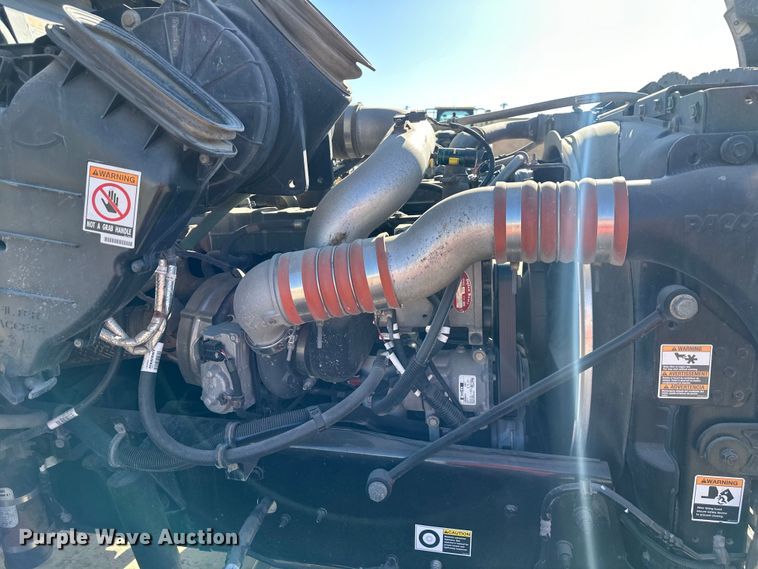 image for item NT9085 2017 Kenworth T370 utility / service truck