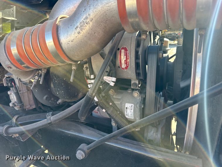 image for item NT9085 2017 Kenworth T370 utility / service truck