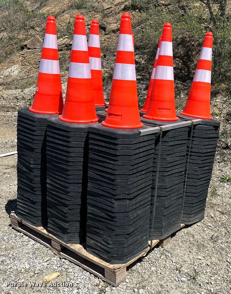 image for item NT9114 (250) traffic cones