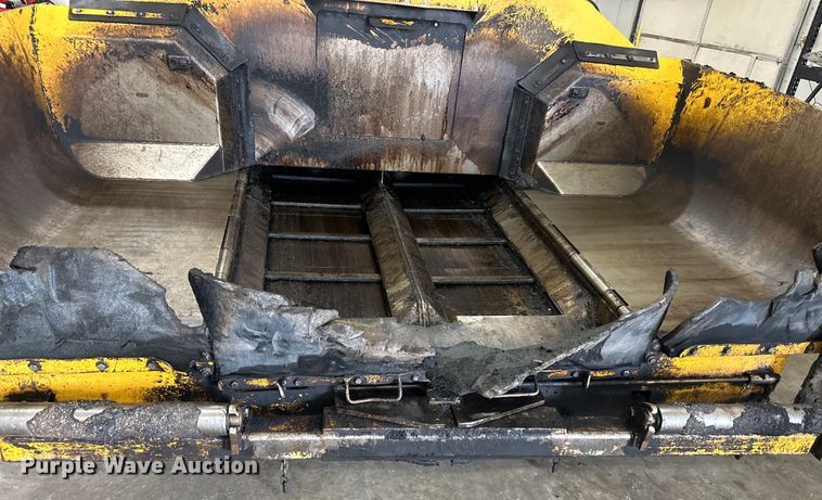 image for item NT9160 2016 Weiler P385A paver