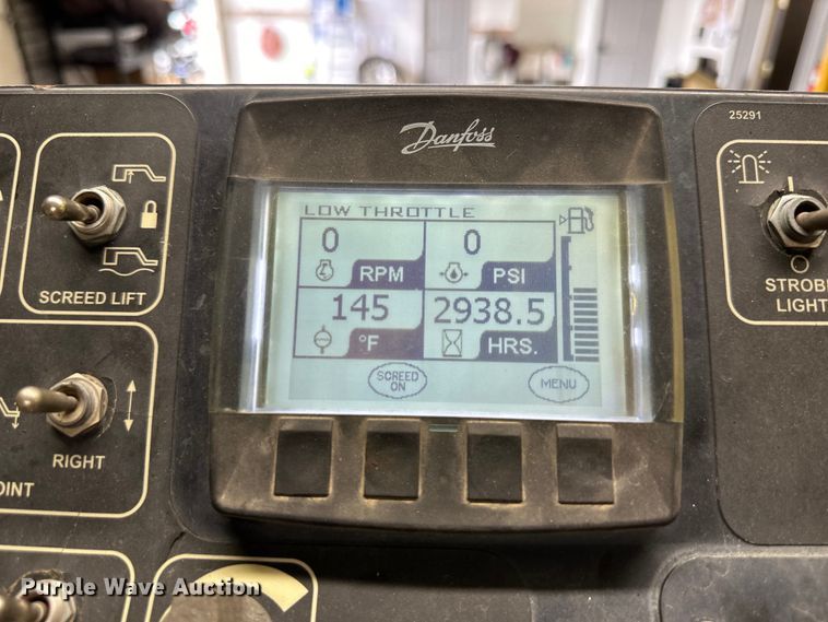 image for item NT9160 2016 Weiler P385A paver