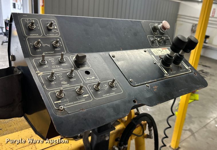 image for item NT9160 2016 Weiler P385A paver