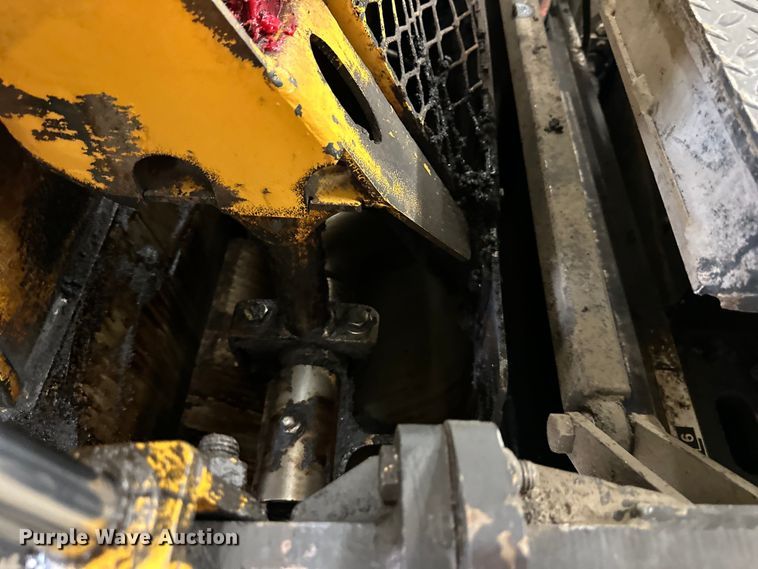 image for item NT9160 2016 Weiler P385A paver