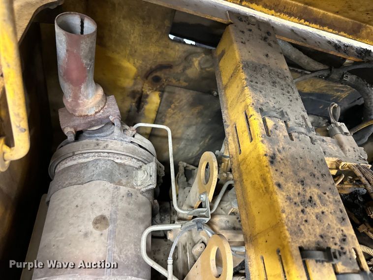 image for item NT9160 2016 Weiler P385A paver