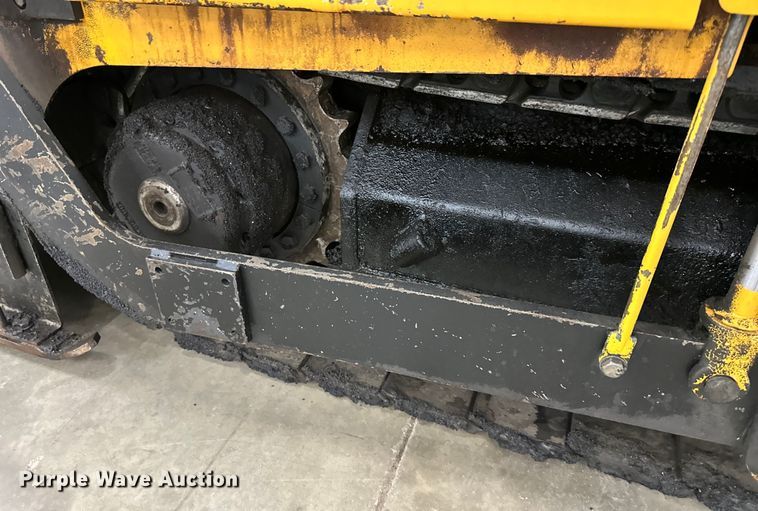 image for item NT9160 2016 Weiler P385A paver