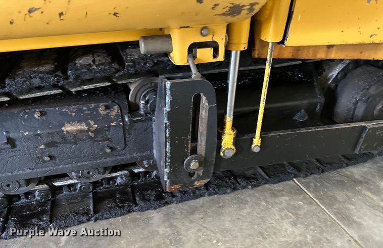 image for item NT9160 2016 Weiler P385A paver