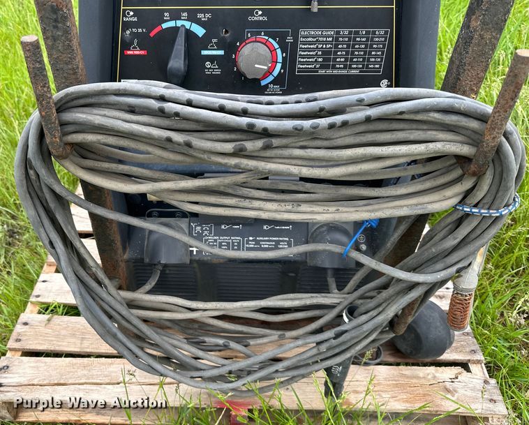 image for item NT9185 Lincoln Electric 225 Ranger  welder