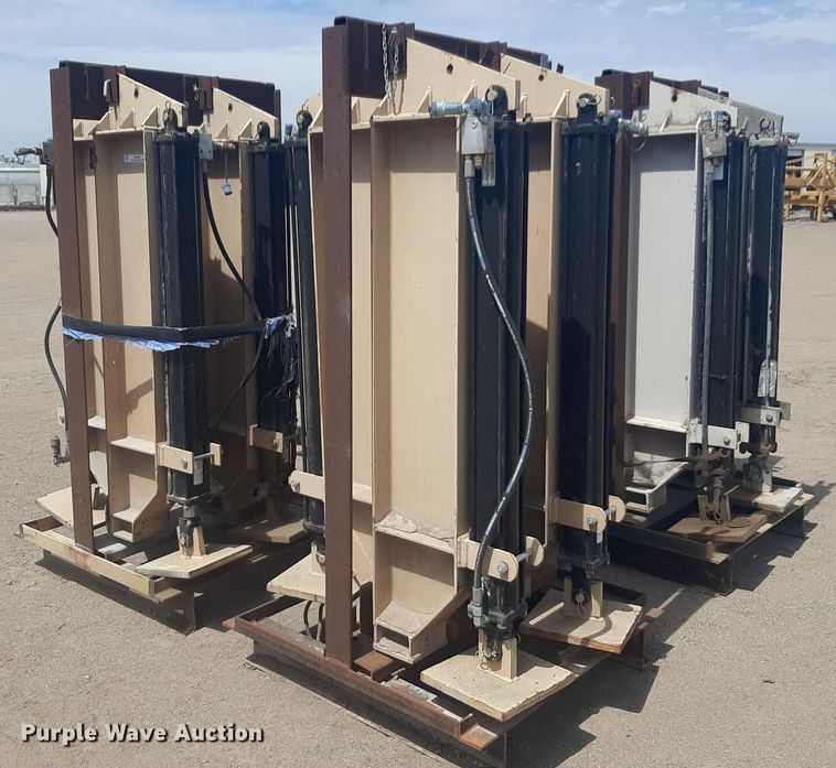 image for item NV9042 (4) shipping container hydraulic lifts