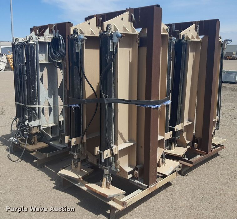 image for item NV9042 (4) shipping container hydraulic lifts