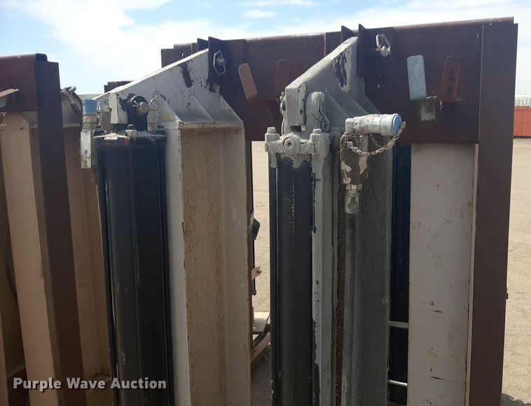 image for item NV9042 (4) shipping container hydraulic lifts