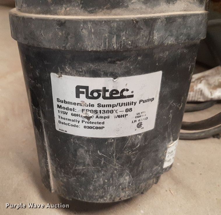 image for item NV9068 (12) pumps 