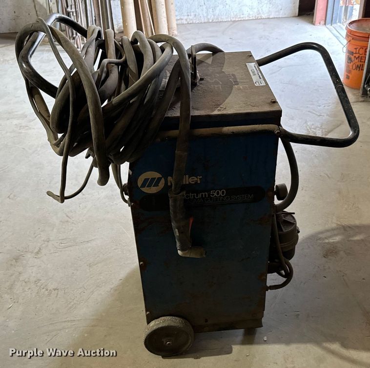 image for item NV9073 Millerm Spectrum 500 plasma cutter