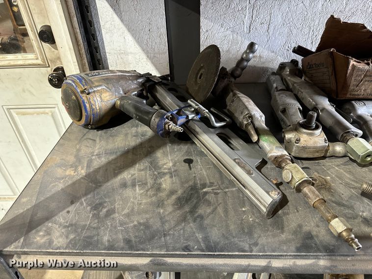 image for item NV9074 Tools