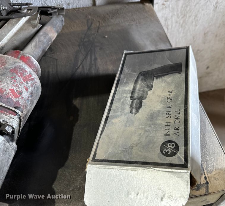 image for item NV9074 Tools