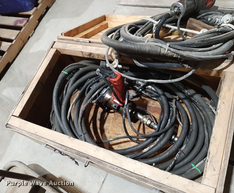 image for item NV9078 (2) hydraulic bar cutters