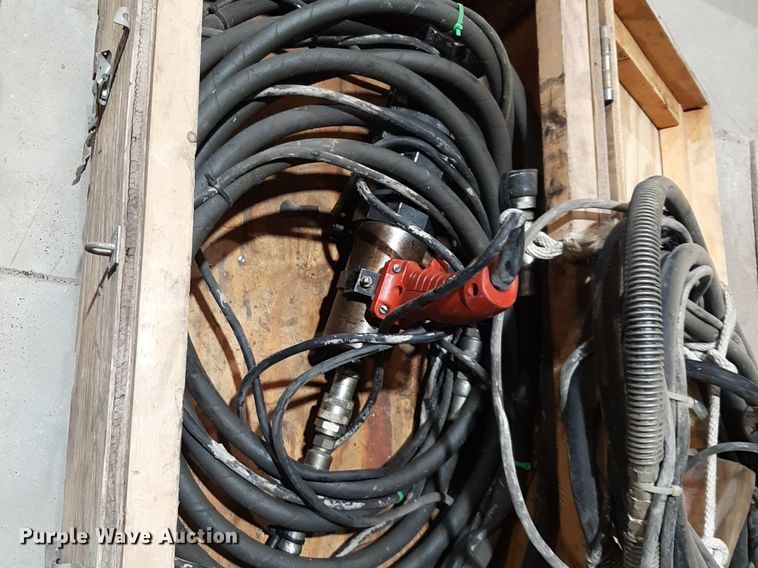 image for item NV9078 (2) hydraulic bar cutters