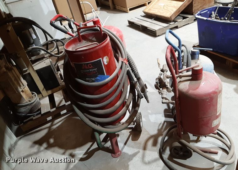 image for item NV9079 (4) media blasters