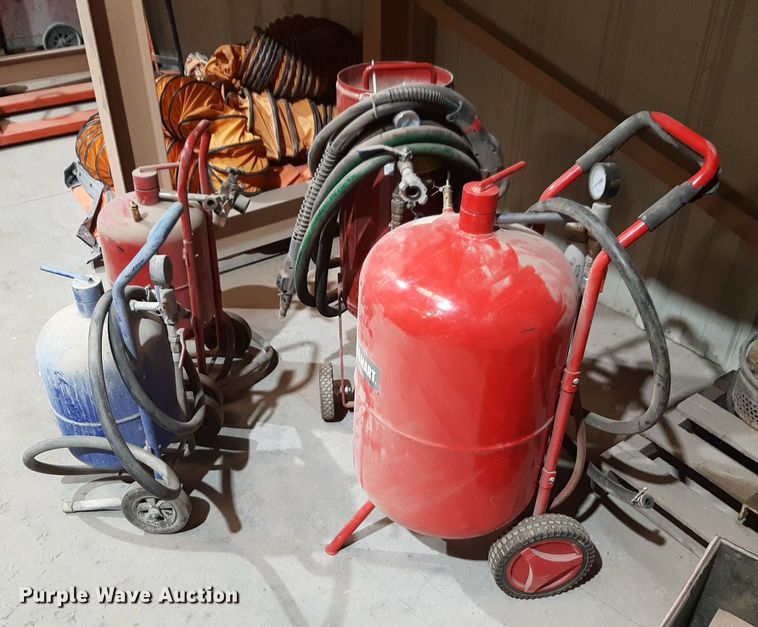 image for item NV9079 (4) media blasters