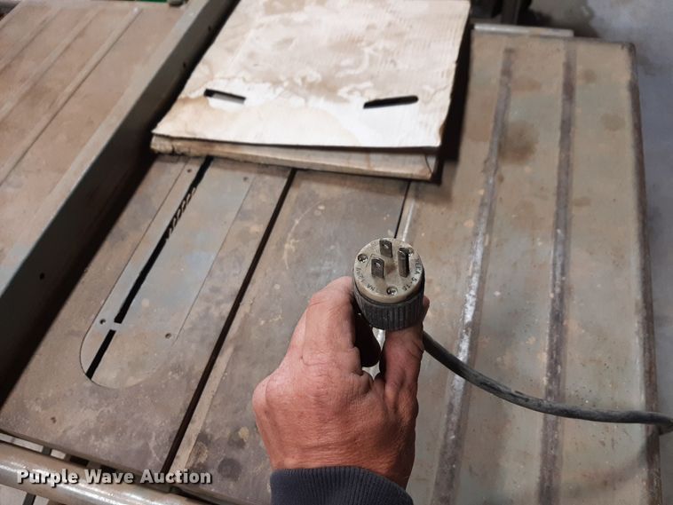 image for item NV9082 Delta Model 10 table saw