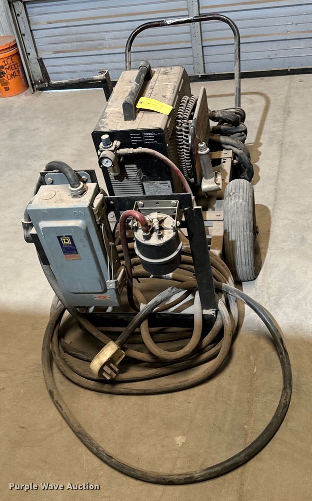 image for item NV9085 Thermal Dynamics  100 XL Plus plasma cutter