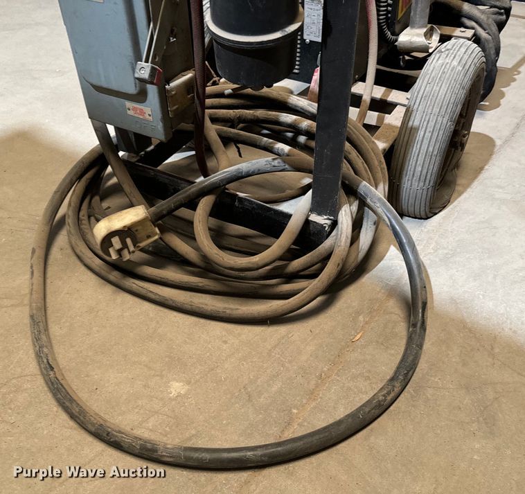 image for item NV9085 Thermal Dynamics  100 XL Plus plasma cutter