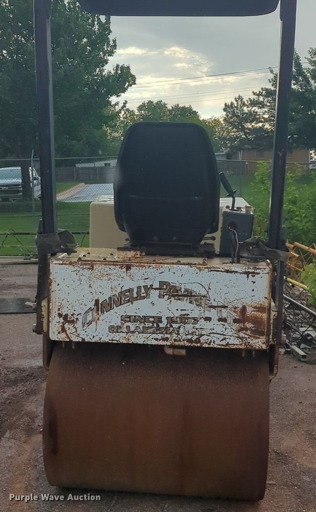 image for item NZ9638 Ingersoll Rand DD-22 double drum vibratory roller