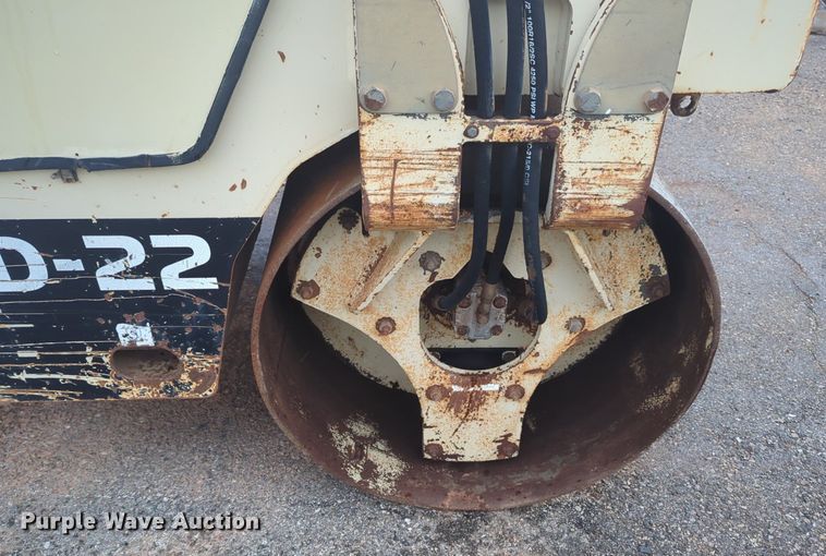 image for item NZ9638 Ingersoll Rand DD-22 double drum vibratory roller
