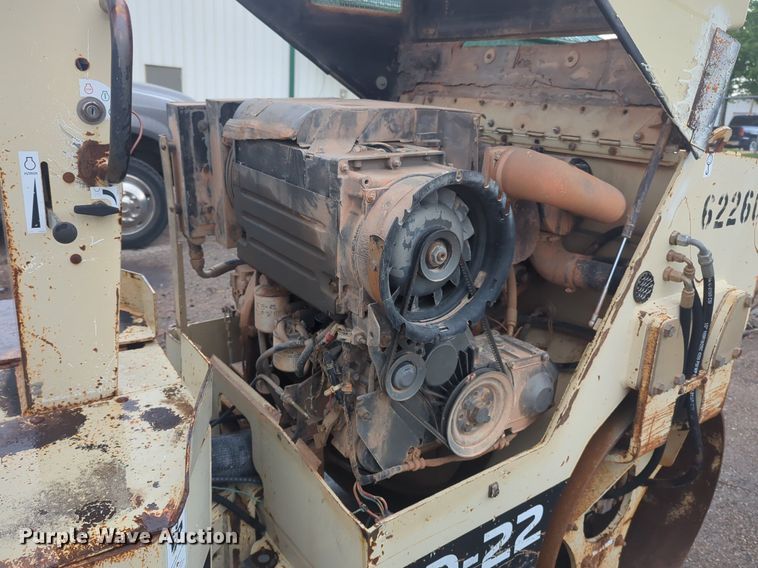 image for item NZ9638 Ingersoll Rand DD-22 double drum vibratory roller