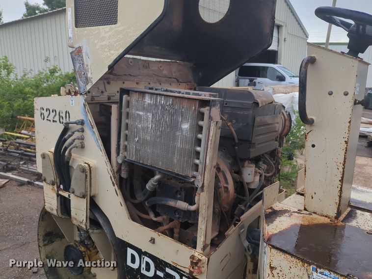 image for item NZ9638 Ingersoll Rand DD-22 double drum vibratory roller
