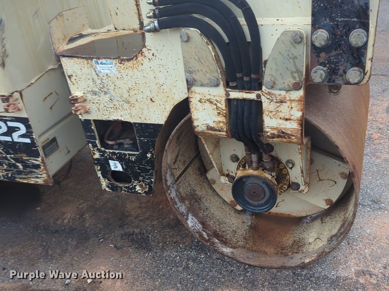 image for item NZ9638 Ingersoll Rand DD-22 double drum vibratory roller