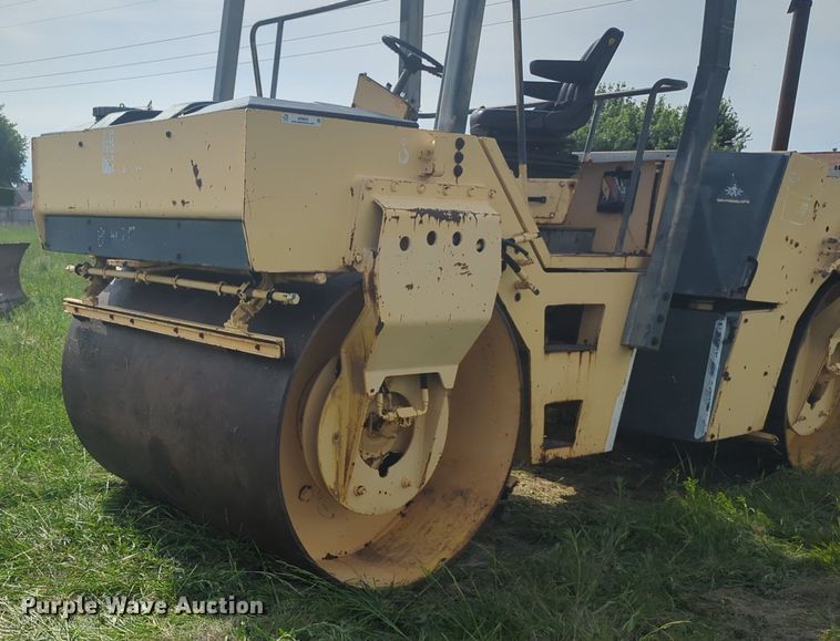image for item NZ9659 1990 Bomag BW161AD double drum vibratory roller