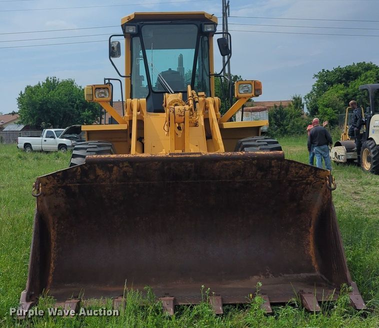 image for item NZ9660 1990 Komatsu WA380-1 wheel loader