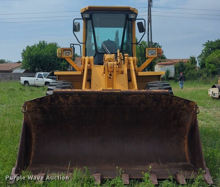 image for item NZ9660 1990 Komatsu WA380-1 wheel loader