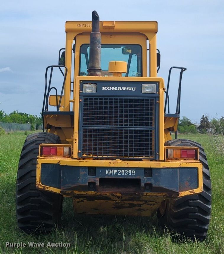 image for item NZ9660 1990 Komatsu WA380-1 wheel loader