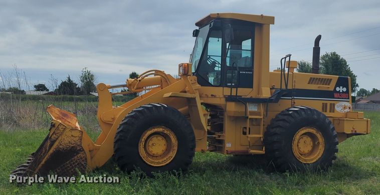 image for item NZ9660 1990 Komatsu WA380-1 wheel loader